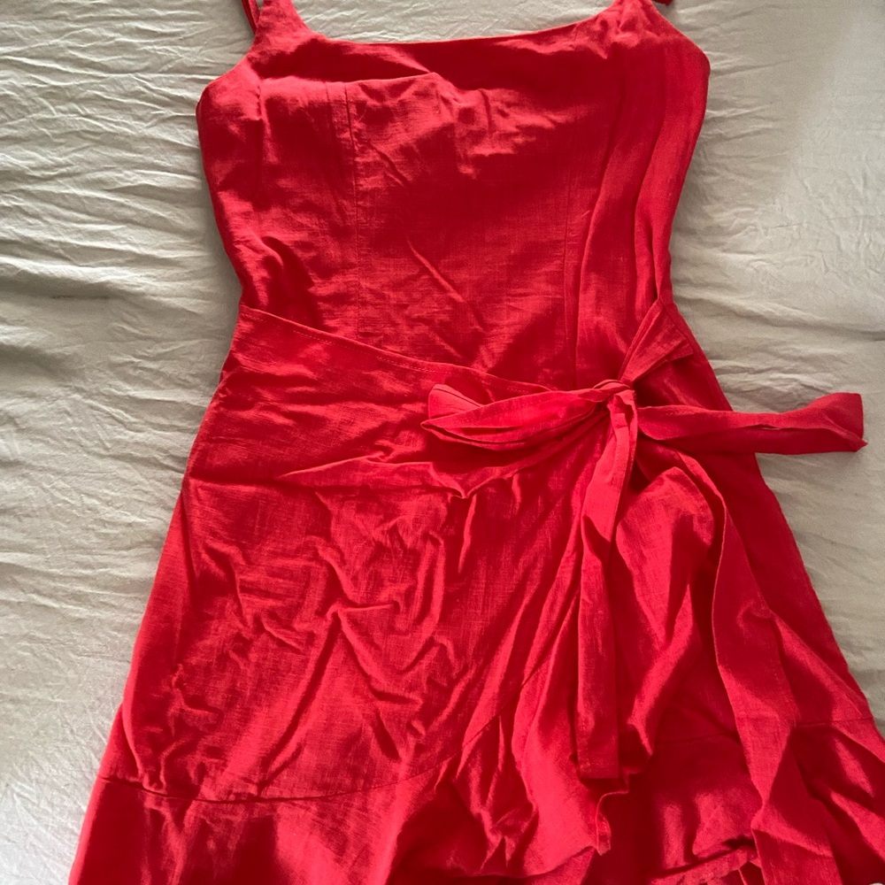 Elegant Red Sleeveless Dress